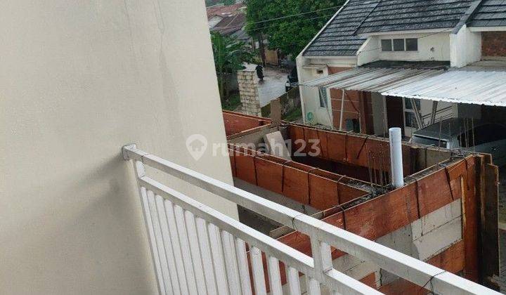 Dijual Rumah 2 Lantai 600 Jutaan Di Karadenan Cibinong Bogor  2