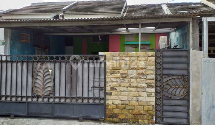 Over Kredit Rumah Siap Huni Dekat Stasiun Cikebut