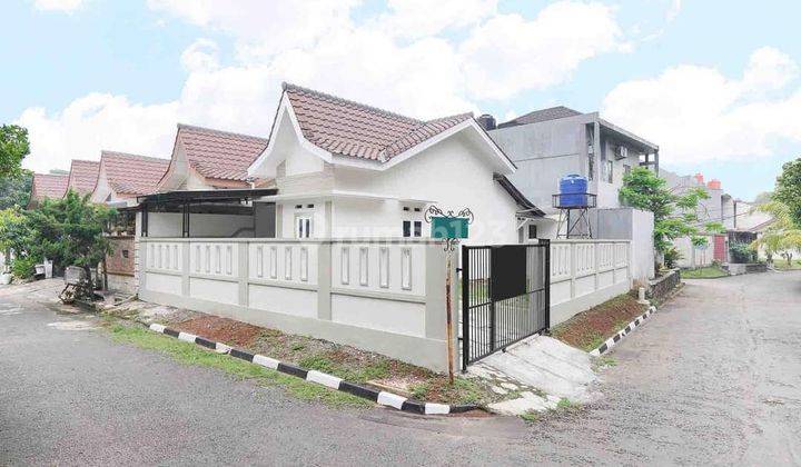 Rumah Hook 1 Lantai Dekat Akses Pintu Gerbang Tol Dan Stasiun, Cibubur City, Nagrak, Gunung Putri, Kabupaten Bogor 1