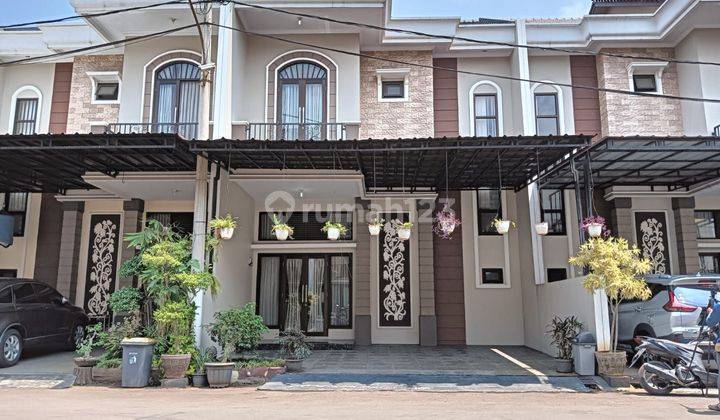 Rumah Mewah Elegan 2 Lantai
furnished Dan Siap Huni, Dalam Cluster Dan Dekat Akses Tol, Jatisampurna, Kota Bekasi 1