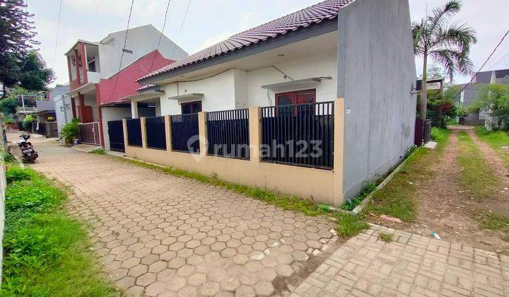 Rumah Seken Second Hook Dalam Komplek Perumahan, Dekat Akses Tol, Jalan Raya Kodau, Jatiasih, Kota Bekasi 1