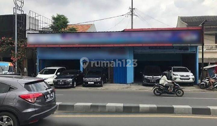 Ex. Showroom + Rumah Kondisi Bagus Dan Strategis, Medan Satria, Kecamatan Medan Satria, Kota Bekasi 1