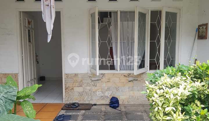 Affordable 2-Story House in Kelapa Molek, Kelapa Gading Under 2 Billion