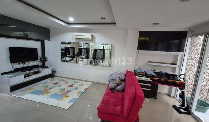 Rumah Full Furnished Modern Rapi dan Terawat Jarang Ada di Kelapa Gading Sudah Renovasi Siap Huni 4 Kamar  1