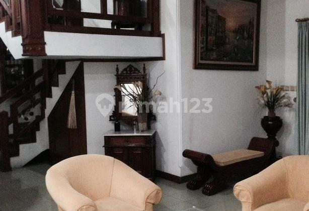 Rumah Hook Murah 2 Lantai di Duren Sawit Siap Huni Nego bisa KPR