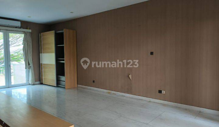 Rumah Design Kekinian Idaman Selebriti Indonesia di Kemang Pratama 2