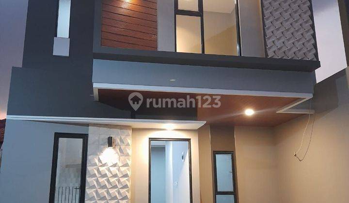 Rumah 2 Lantai Di Jakarta Selatan Dekat Stasiun Lenteng Agung 1