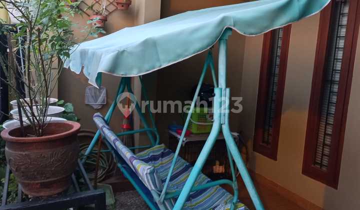 Ready-to-Occupy House in Strategic Location at Sukmajaya Depok 2