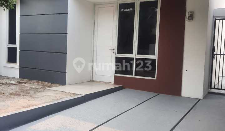 Take Over Rumah Cantik Lokasi Strategis Dekat dengan Stasiun 2