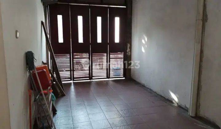 Rumah Galaxy Hook Bonus Kost 8pintu di Grand Galaxy, Bekasi 1