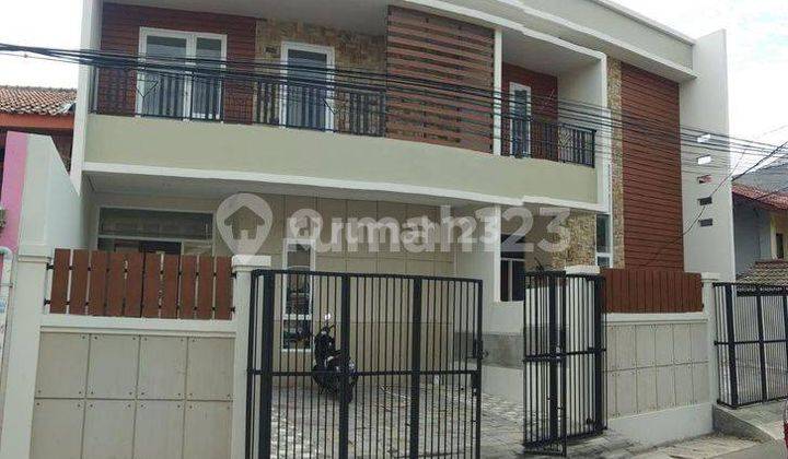 Rumah Cempaka Putih 2 Lt Luas!! Siap Huni di Jakarta Pusat 1