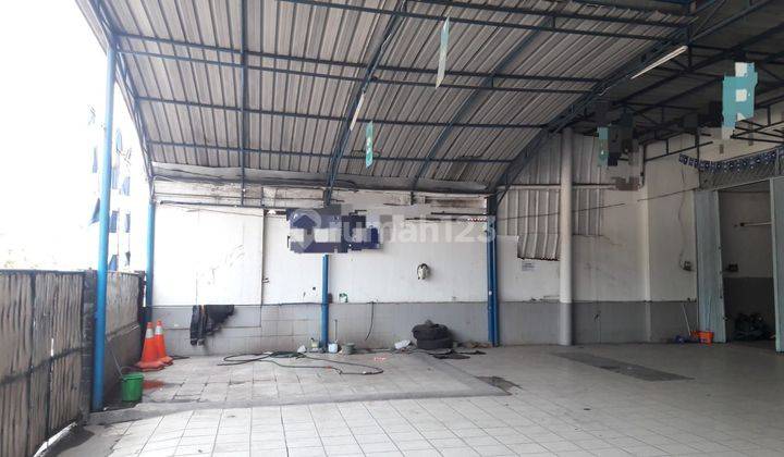 Disewakan Ruang Kantor dan Bengkel di Cibubur  2