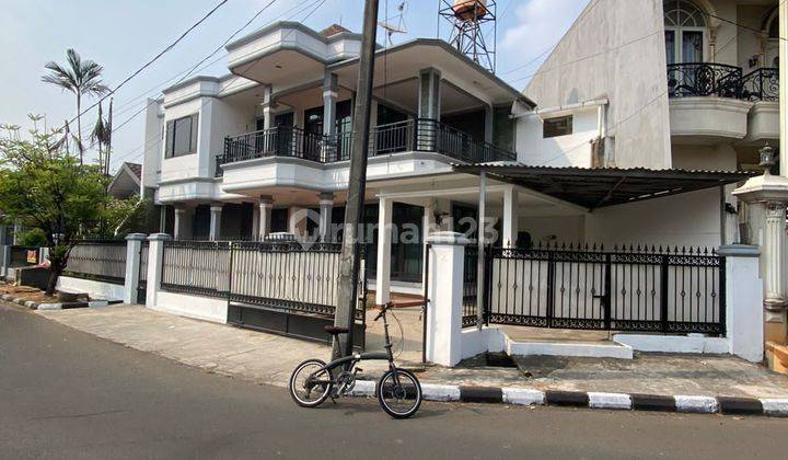 Dijual Rumah Hoek Di Taman Kartini Bekasi 1