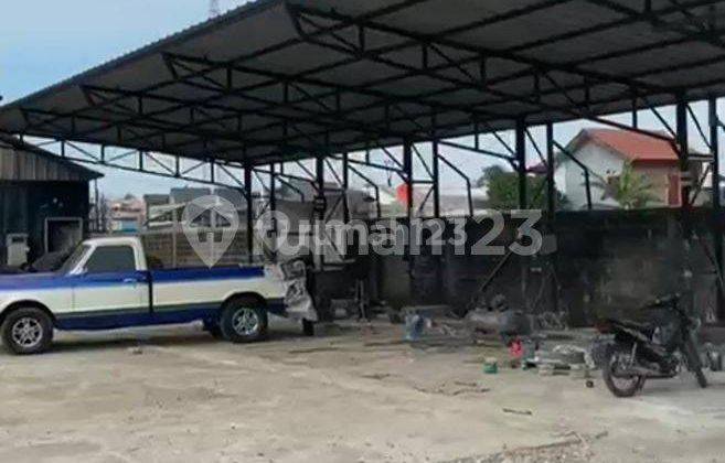 Gudang Bojong Kulur di jalan utama, Bojong Kulur, Bekasi 2