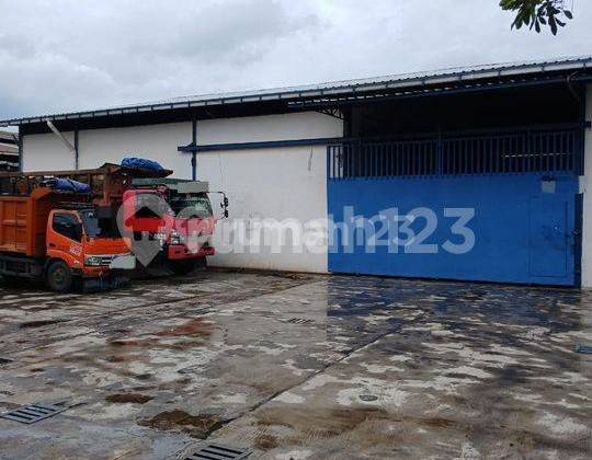 Gudang Narogong Akses Kontainer di Jalan Utama Narogong, Bekasi 2