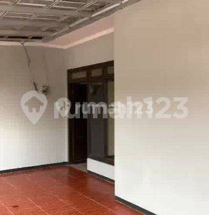 Rumah Renovasi Sampai Atap SHM di Pekayon, Bekasi 1