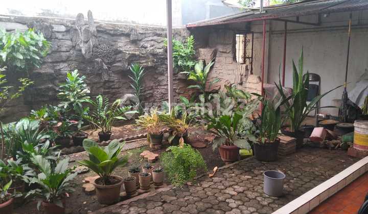 Ruang Usaha & Rumah Pinggir Jalan Raya di Pulo Gebang, Jakarta Timur (218)