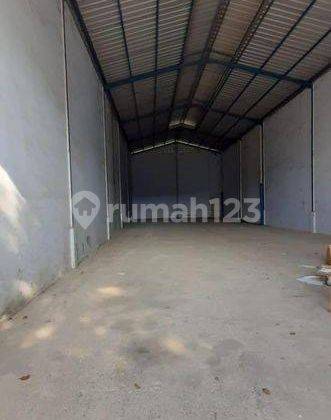 Gudang Kamal di Kawasan Bisnis Kamal Center, Jakarta Utara 2