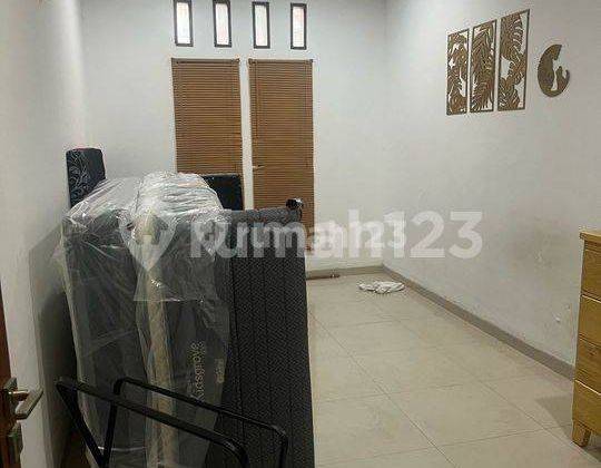 Rumah Jatibening Komplek Permata Timur dekat LRT 2