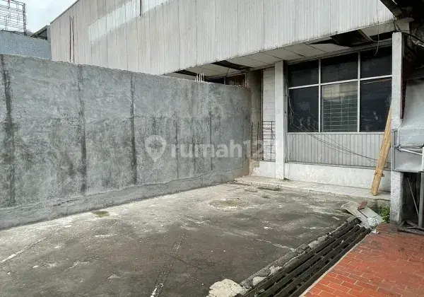 Gudang Cawang 500m Lokasi Pinggir Jalan, di Jakarta Timur 1