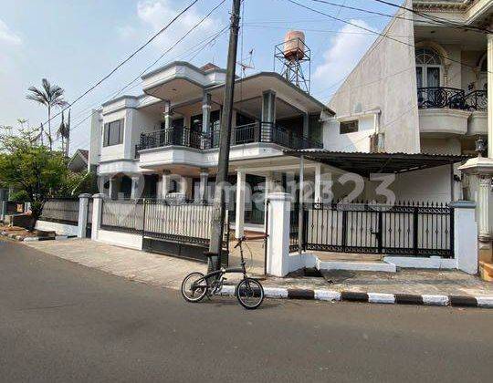 Rumah Besar Hook Murah di Taman Kartini Bekasi, Kota Bekasi 1