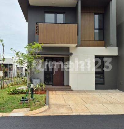 Rumah Crown Gading Cluster Regia di Summarecon Harapan Indah, Bekasi (241)