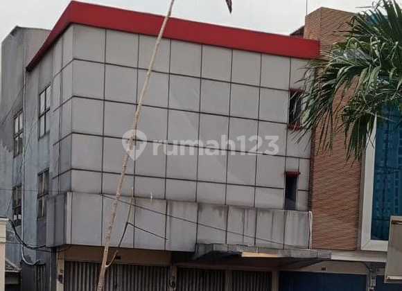 Turun Harga Ruko Gandeng Strategis di Pinggir Jalan Kalimalang, Kota Bekasi (Eks-Showroom Mobil) (475) Turun Harga Ruko Gandeng Strategis di Pinggir Jalan Kalimalang, Kota Bekasi (Eks-Showroom Mobil) (475)