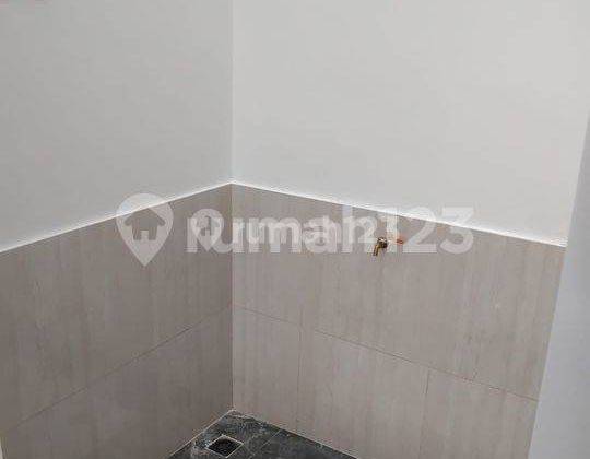 Rumah Sudah Renovasi Unfurnished SHM di Bekasi Utara, Bekasi 1