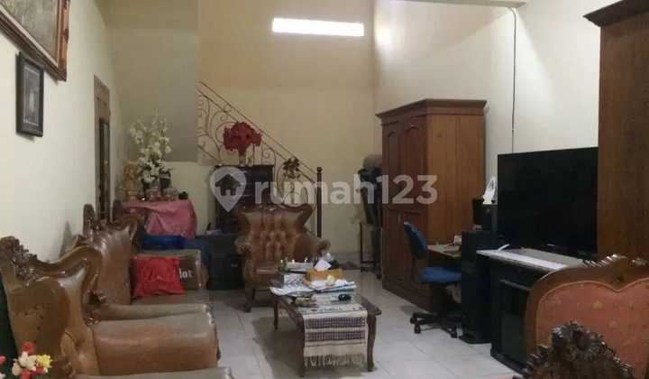 Hook & Semi Furnished Rumah Komplek di Jatiwaringin Bekasi (261) 2