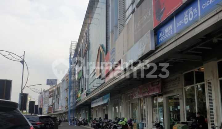 Ruko 4 Lantai Strategis Graha Bulevar Summarecon Bekasi (1344) 1