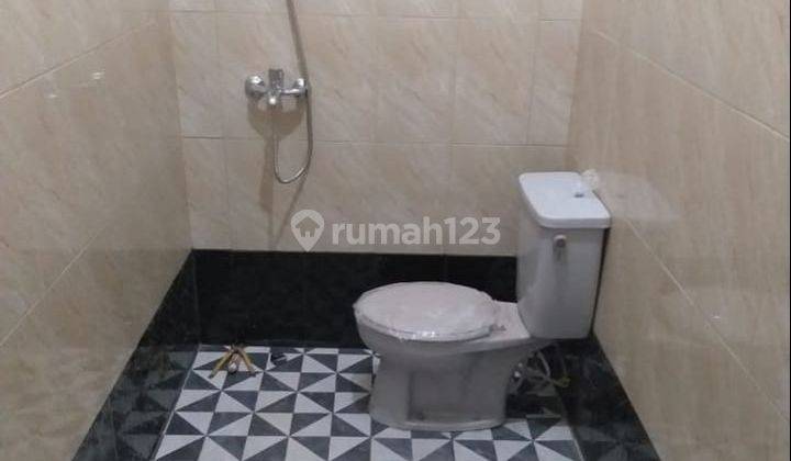 Di jual Rumah daerah Villa Bintaro Indah 2 Lantai SHM 2