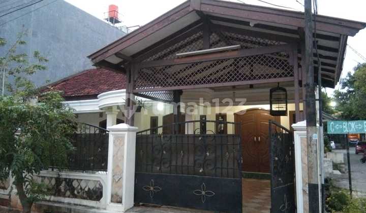S636 Rumah Lama Hitung Tanah 122 M2 di Rawamangun Jakarta Timur