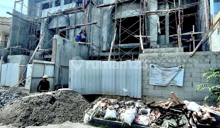 Dd34 Rumah Mewah 3 Lantai Strategis Pulomas Jakarta Timur
