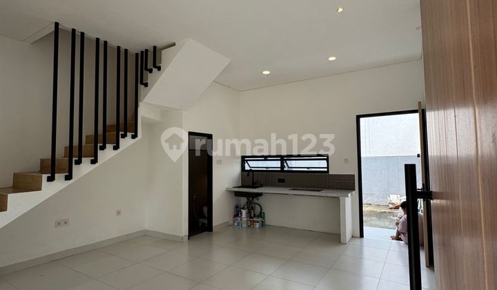 Y327 Modern Cheap New House in Kodau Jatimekar Bekasi 2