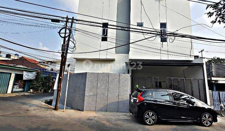 S591 Rumah Baru 2,5 Lantai Modern di Kebon Baru Tebet Jakarta Selatan 1