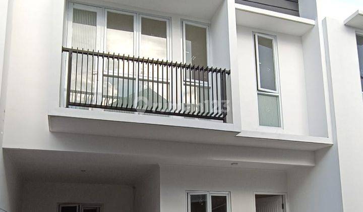 S413 Townhouse Baru Murah di Jaticempaka Jatiwaringin Bekasi 2