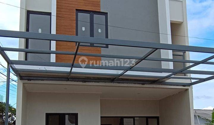 S555 Townhouse Strategis Free Bphtb di Jatiwaringin Pondok Gede Bekasi 1