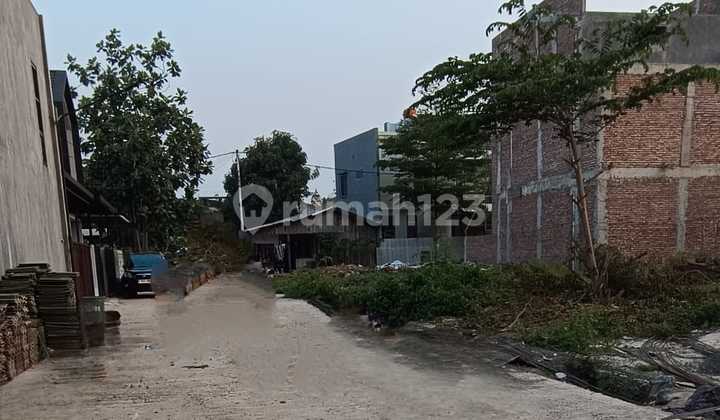 S453 Cheap Modern 3-Story New House in Duren Sawit, East Jakarta 2