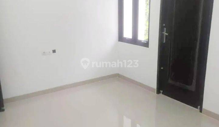 ACP70 Rumah Baru Hoek Murah 114 m2 di Pondok Kelapa Jakarta Timur 2