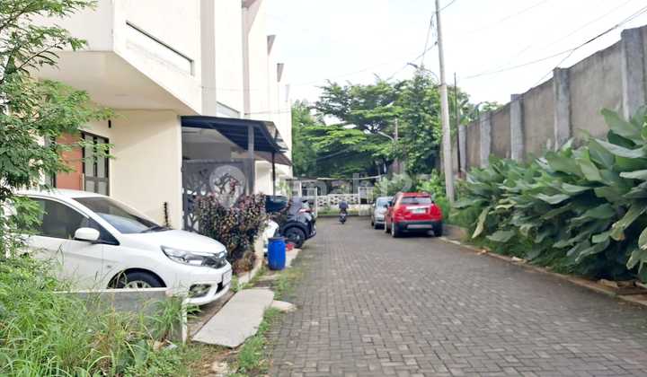 Ac52 Rumah Baru 3 Lantai Dalam Cluster di Jatibening Baru Lampiri Bekasi 2