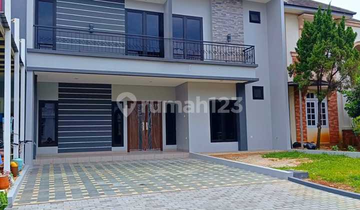 Y370 Luxury Ready-to-Occupy 200 m2 House in Cibubur Tourist City 2