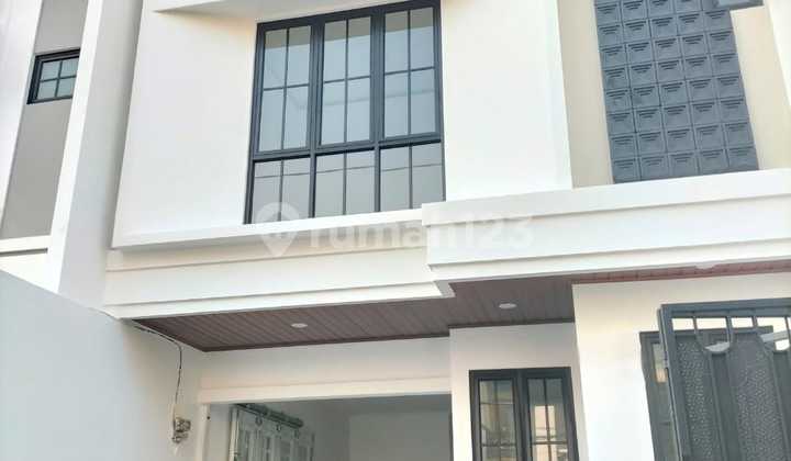 Nd90 Rumah Baru 3,5 Lantai Modern Lux di Tebet Barat Jakarta Selatan