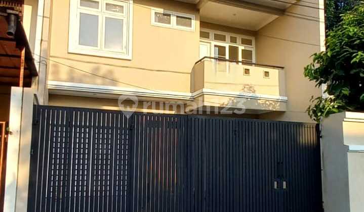 VR07 Rumah Bagus Murah Jual BU 190 m2 Duren Sawit Jakarta Timur VR07 Rumah Bagus Murah Jual BU 190 m2 Duren Sawit Jakarta Timur