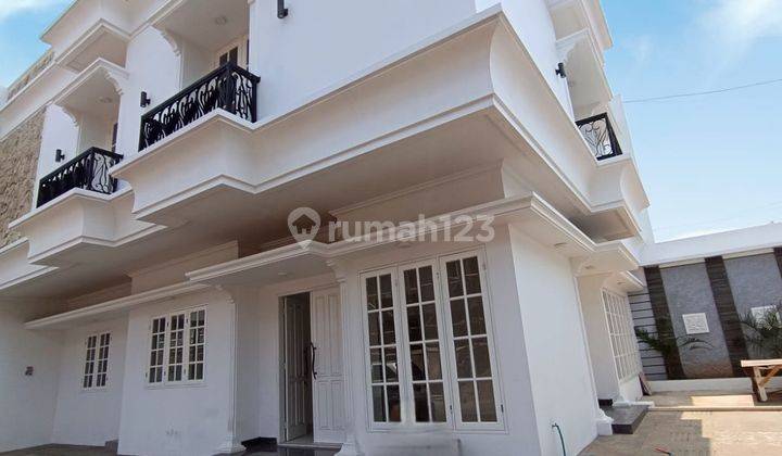 283B Rumah Baru Hoek 263 M2 di Cluster Pondok Bambu Jakarta Timur 2