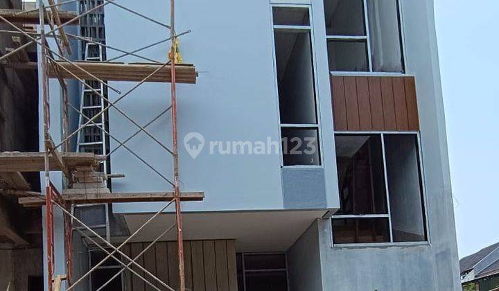 S453 Rumah Baru Modern 3 Lantai Murah di Duren Sawit Jakarta Timur 1