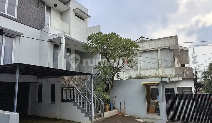 Y384 Jual Cepat Rumah Bagus 3 Lantai 144 M2 Cilandak Timur Jakarta Selatan 2