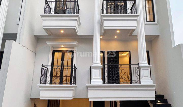 S326f Townhouse Jagakarsa Modern Klasik Murah Jakarta Selatan 1