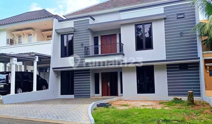 Y370B Luxury House Fronting a 300 m2 Park in Kota Wisata Cibubur 2