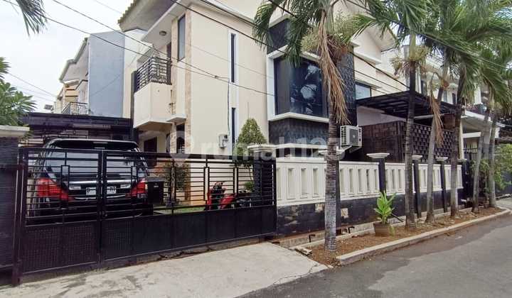 S723 Rumah Hoek Full Furnished Murah Billymoon Pondok Kelapa Jakarta Timur