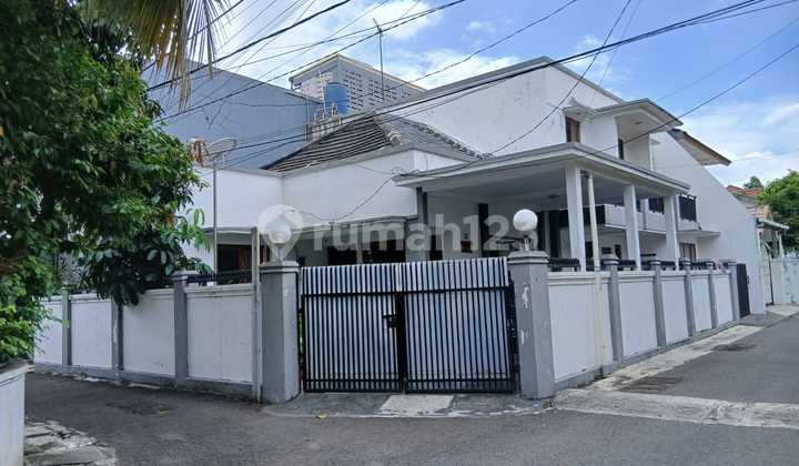 Ac25 Rumah Hoek 186 M2 Akses 2 Mobil Tebet Timur Jakarta Selatan
